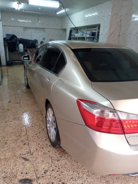 هوندا أكورد 2013 - صورة 1