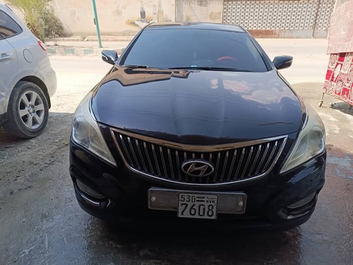 هيونداي ازيرا 2012