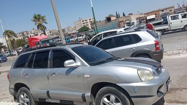 هيونداي سنتافي 2005 - صورة 4