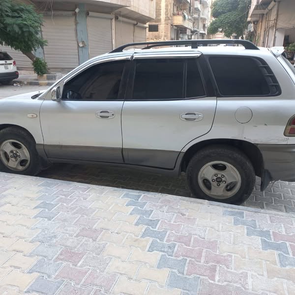 هيونداي سنتافيه 2004 - صورة 2