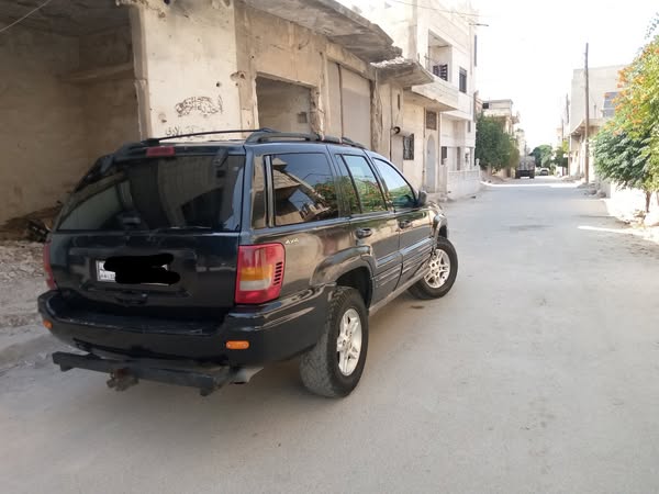جيب شيرووكي 2000 - صورة 3