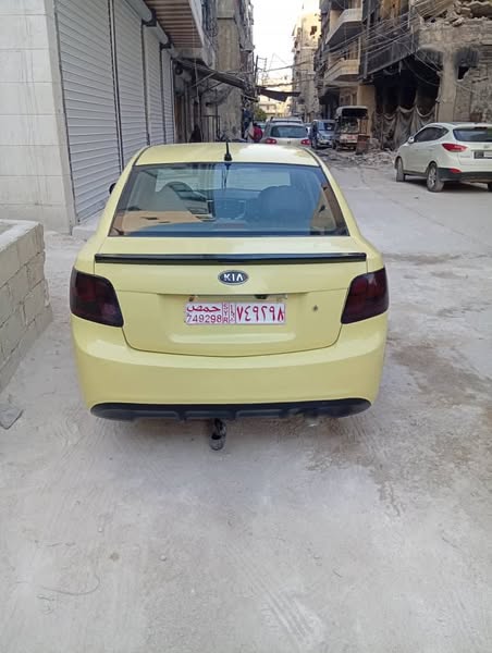 كيا ريو 2011 - صورة 5