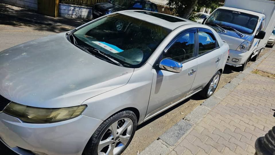 كيا فورتي 2009