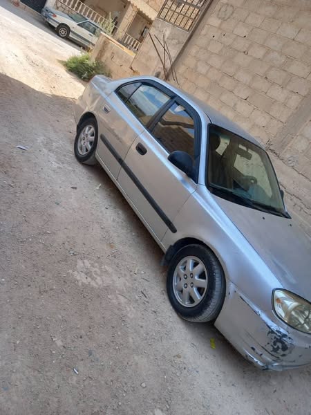 هيونداي اكسنت 2005 - صورة 2