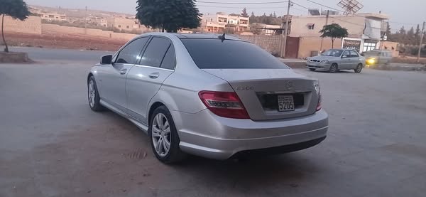 مرسيدس-بنز C 200 2011 - صورة 4