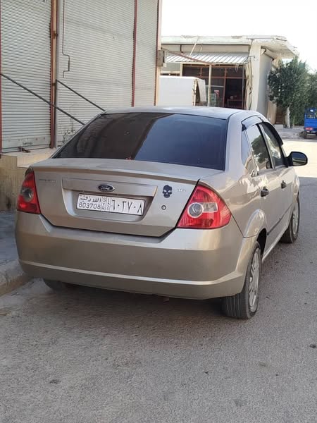 فور فيستا 2007 - صورة 3