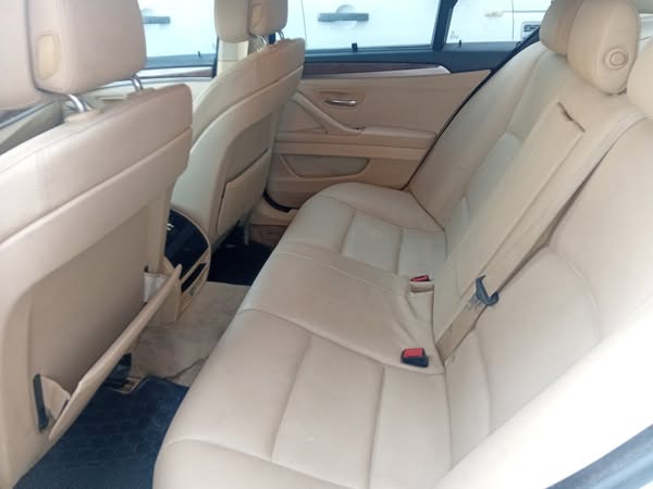 BMW 520 2013 - صورة 4