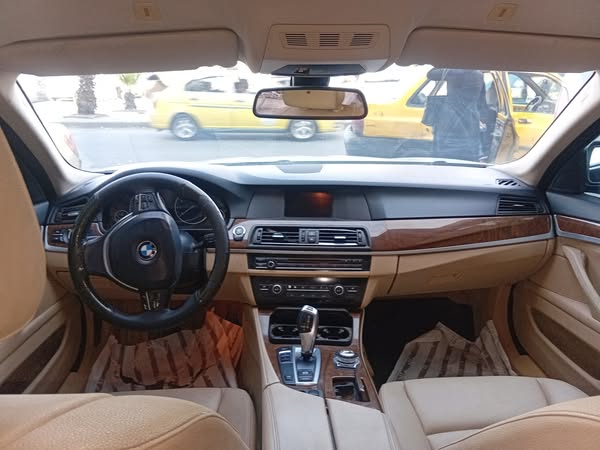 BMW 520 2013 - صورة 3
