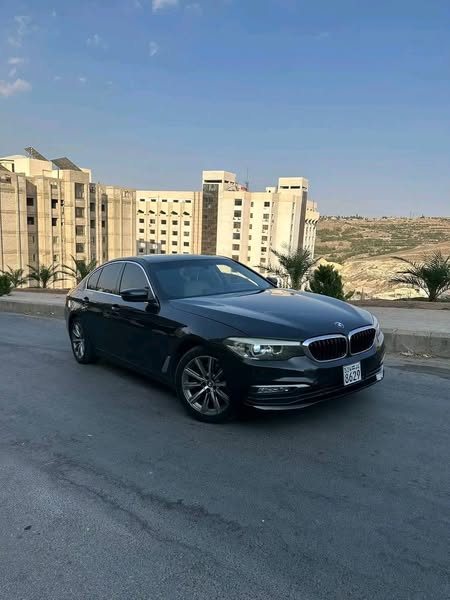 مرسيدس C200 2017 - صورة 3
