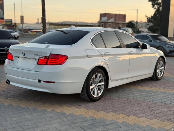 بي ام دبليو 520d 2012 - صورة 1