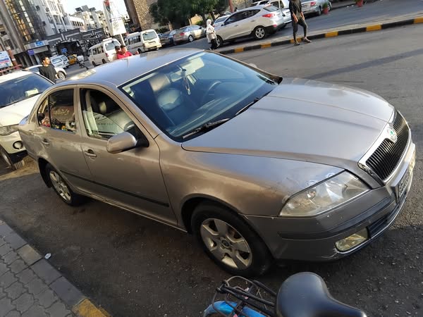 سكودا اوكتافيا 2007 - صورة 1