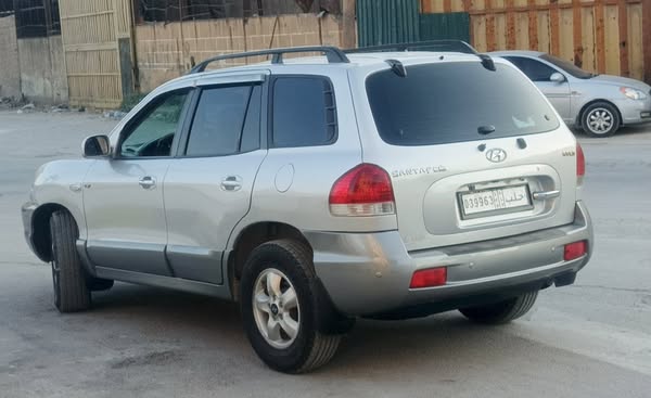 هيونداي سنتافيه 2005 - صورة 5