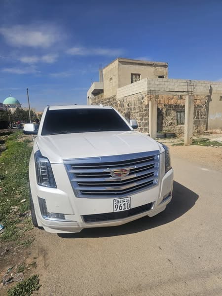 كاديلاك اسكاليد 2018 - صورة 2