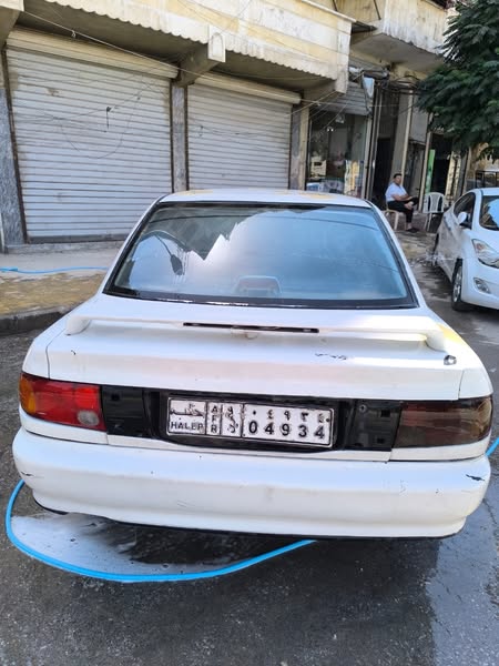 ميتسوبيشي لنسار 1993 - صورة 1