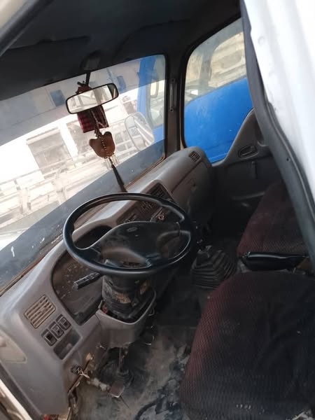 كيا 2700 1999 - صورة 2