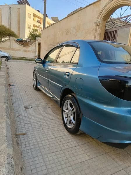 كيا ريو 2002 - صورة 3
