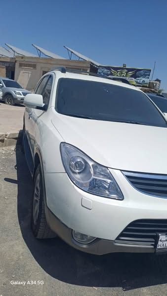 هيونداي فيرا كروز 2011 - صورة 1