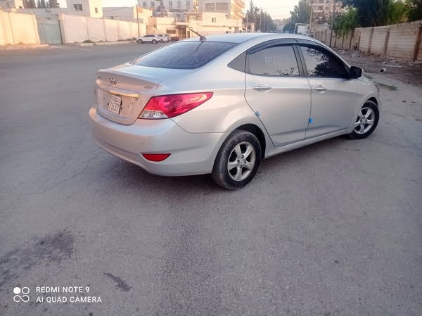 هيونداي اكسنت 2011 - صورة 5