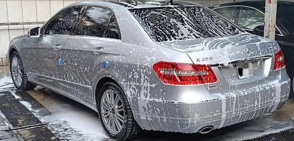 مرسيدس E300 2011 - صورة 4