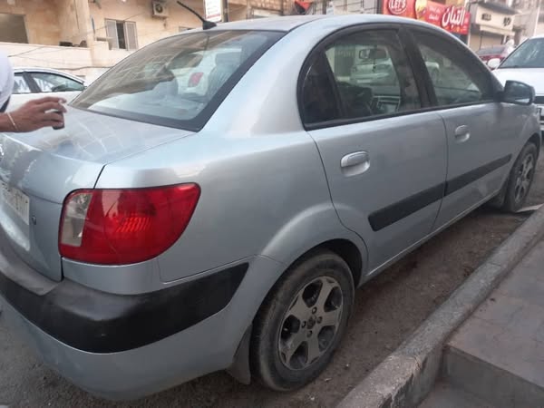 كيا ريو 2008 - صورة 4