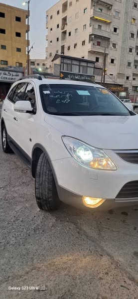 هيونداي فير كروز 2011 - صورة 2