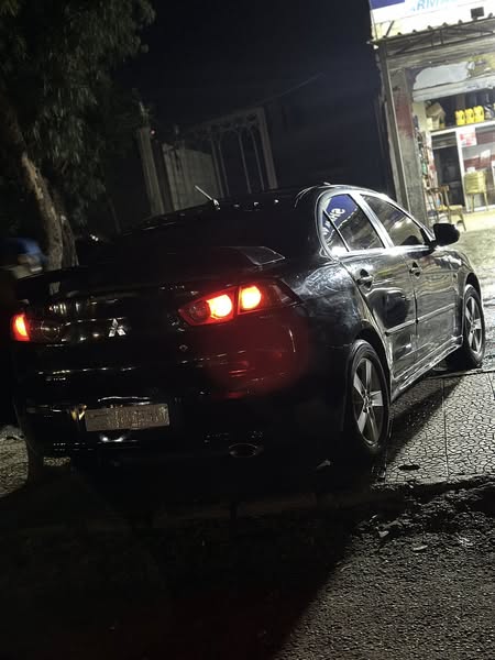 ميتسوبيشي لانسر 2010 - صورة 4