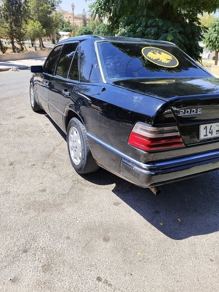 مرسيدس بنز اي 230 1992 - صورة 5