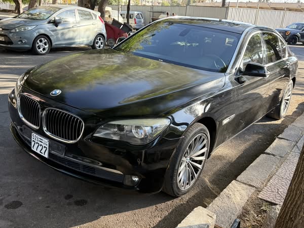 بي إم دبليو 740Li 2011 - صورة 2