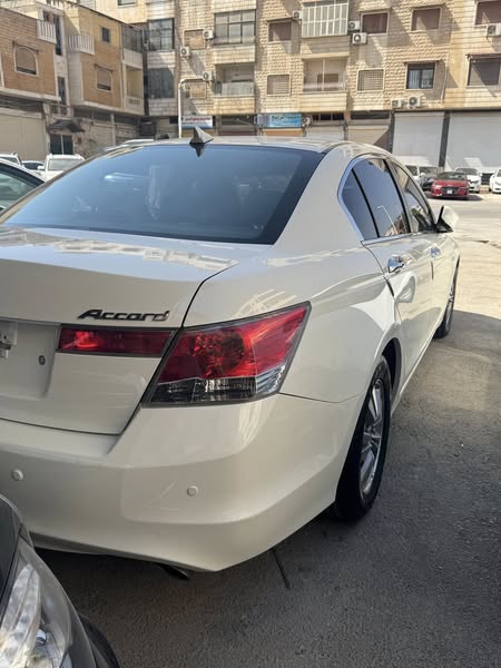 هوندا اكورد 2009 - صورة 4