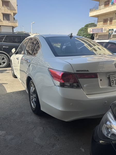 هوندا اكورد 2009 - صورة 5