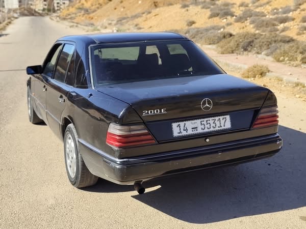 مرسيدس بنز 200 E 1992 - صورة 1