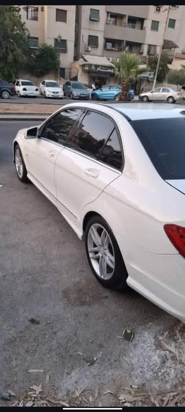 مرسيدس C250 2014 - صورة 3