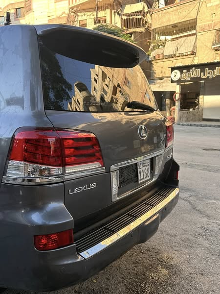 لكزس LX 2012 - صورة 4