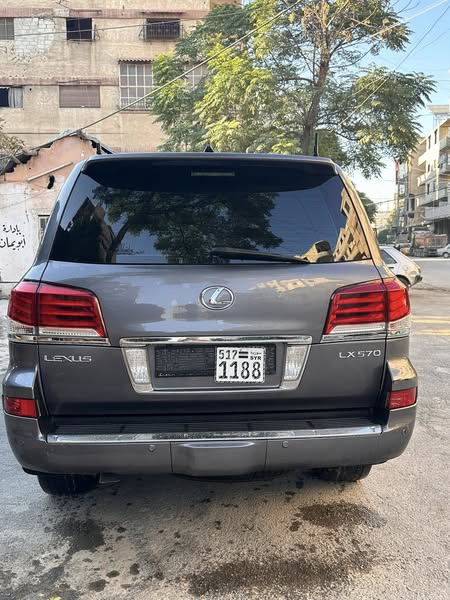 لكزس LX 2012 - صورة 5