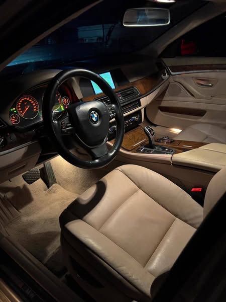 BMW 523 2011 - صورة 3