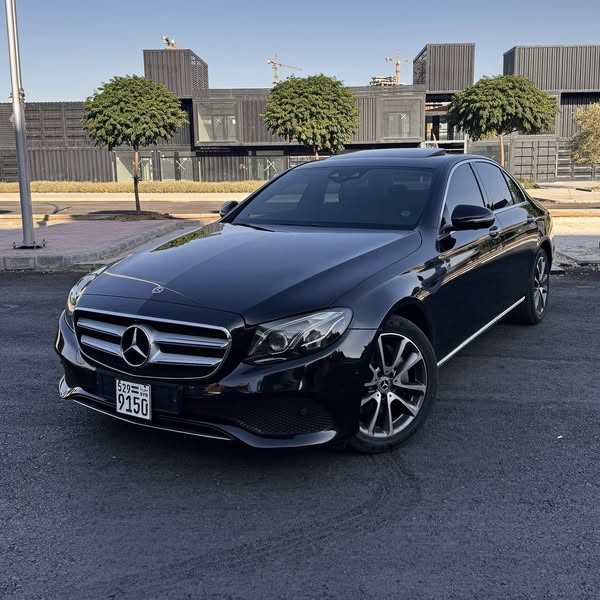 مرسيدس بنز E300 2019 - صورة 1