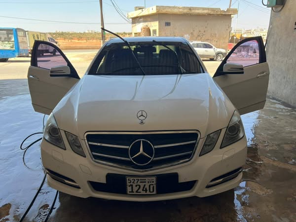 مرسيدس E 220 2013 - صورة 1
