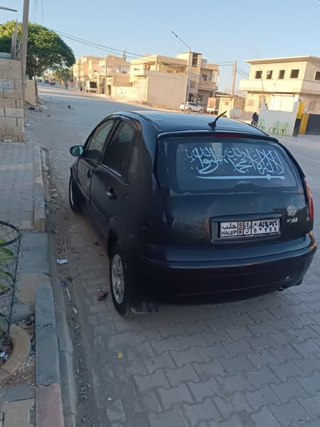 سترون C3 2002 - صورة 1