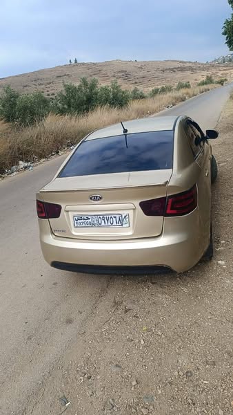 كيا فورتي 2009 - صورة 3
