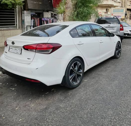 كيا سيراتو 2018