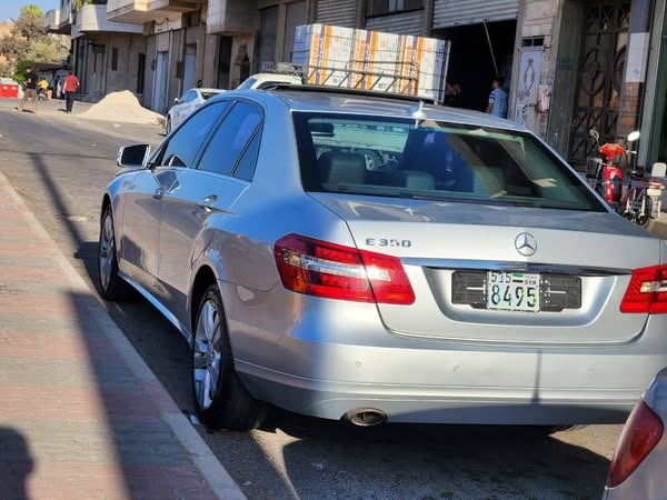 مرسيدس بنز إي 200 2012 - صورة 5