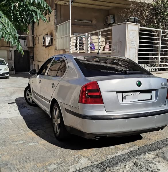 سكودا اوكتافيا 2006 - صورة 3