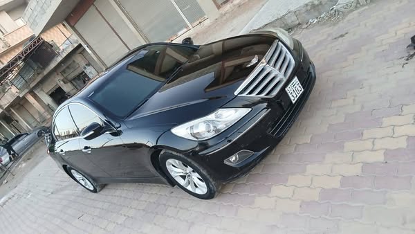 هونداي جينيسيس 2013 - صورة 1