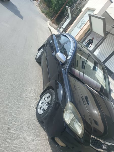 كيا ريو 2010 - صورة 2