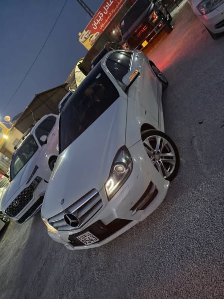 مرسيدس-بنز C 220 2012 - صورة 3