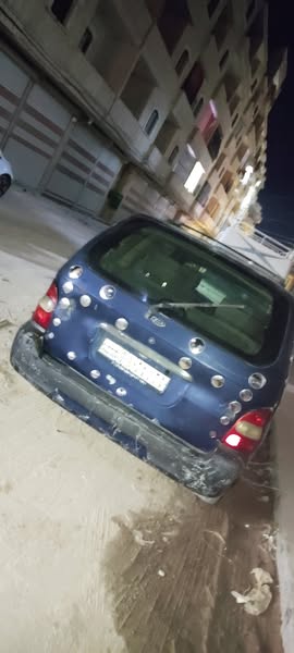 كيا كرنفال 2001 - صورة 5