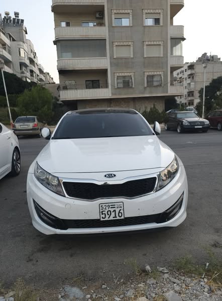 كيا K5 2011 - صورة 5