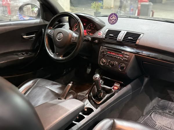 BMW 116 2006 - صورة 1