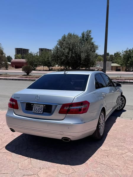 مارسيدس E300 2011 - صورة 3