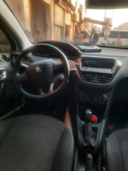بيجو 208 2013 - صورة 3